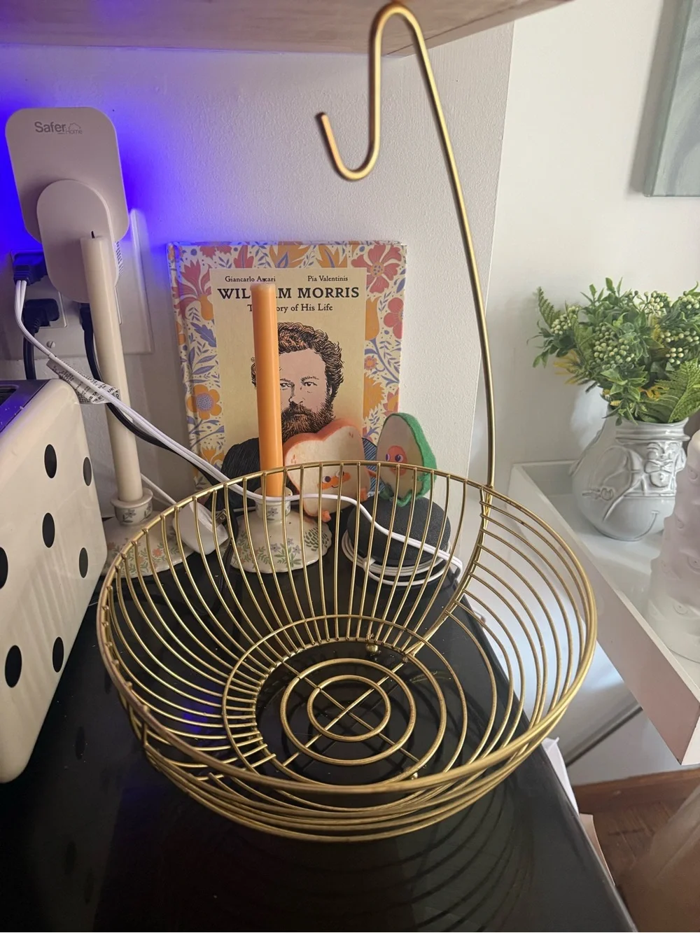 Home Basics Gold Wire Fruit Basket with Banana Hanger